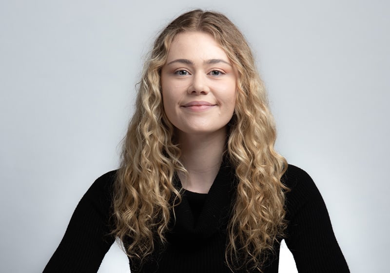 Tara Searle - Website Trainee Grid 800x560px